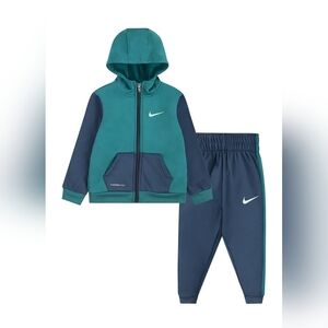Nike Toddler Boy Long Sleeve Therma Fit Hoodie Set 3T